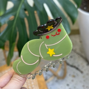 Pince à cheveux chenille verte mignonne en acétate avec chapeau de cowboy