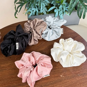 Grands Chouchous en Satin de Satin Élégants Liens de Cheveux Plissés Bandeaux de Cheveux de Couleur Unie Accessoires de Cheveux