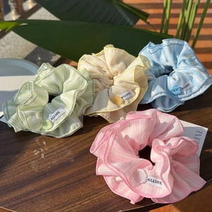 Korean Style Fabric Pleated Scrunchies For Women Sweet Striped Hair Ties With Button And Woven Label Hair Accessories