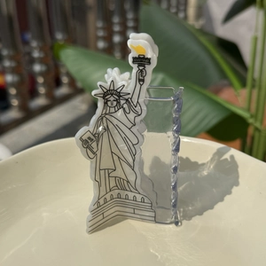 Statue Of Liberty Hair Claw Clip Premium Cellulose Acetate Artistic Shark Clip For Women Elegant Niche Design Hair Styling