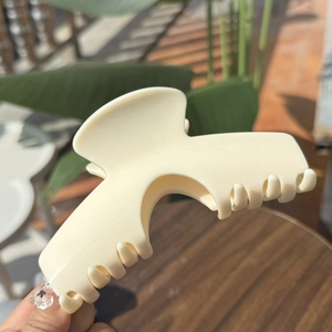 Grande pince à cheveux 15cm crème en forme d'arche pour coiffure élégante