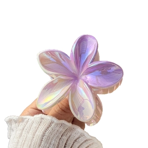 Schicke Haarklammer in Blumenform mit lila Farbverlauf und Laser-Effekt für Frauen