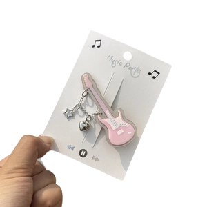 Pince à cheveux guitare rose en acrylique avec breloques étoile et cœur mignon