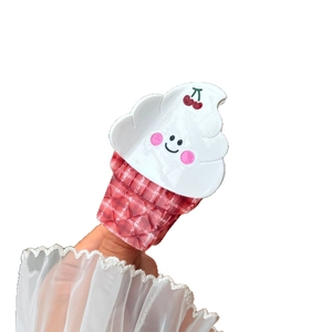 Pince à cheveux douce en forme de glace avec motif cerise et design visage souriant