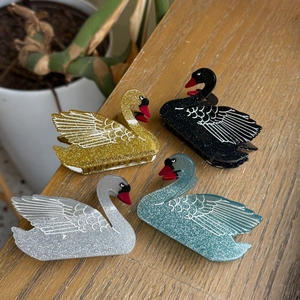 Elegante Pinza per Capelli a Forma di Cigno con Glitter in Acetato Scintillante Accessorio per Capelli per Donna Shark Clip Ornament
