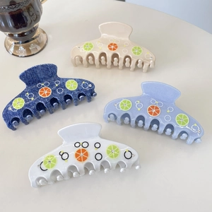 Grandes pinces à cheveux papillon avec strass et motifs de fruits colorés variés