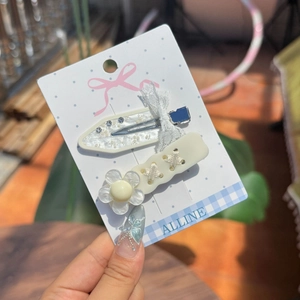 Set di fermagli per capelli con fiocco in pizzo, strass e dettagli floreali crema