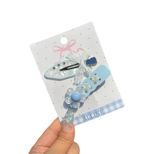 Set di fermagli per capelli con fiocchi di pizzo azzurro, fiori e strass luccicanti