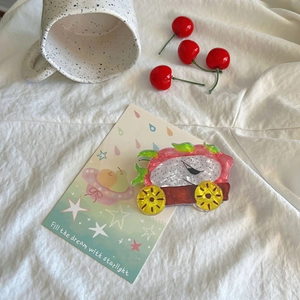 Creative dragon fruit hair claw clip in acetate material with cute fruit cart design