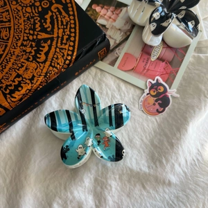 Pince à cheveux fleur à cinq pétales avec motifs de fantômes d'Halloween et laser