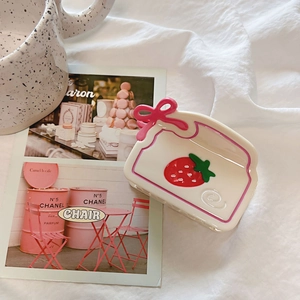 Graziosa pinza per capelli crema con fiocco rosa 3D e stampe di fragole per ragazze