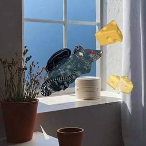 Cute mouse-shaped cellulose acetate hair claw clip with dark blue marble finish