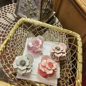 Vintage French Style Acetate Rose Flower Hair Claw Clip Elegant Camellia Sparkling Hair Accessories For Women Girls