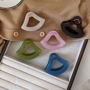 Französische Elegante Acryl Dreieck Hohl Haarklammer Geometrische Matte Schildpatt Haarnadel Für Damen Tägliche Styling Accessoires