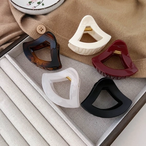 5er-Set elegante 6cm hohle Haarklammern in verschiedenen Farben und Ausführungen