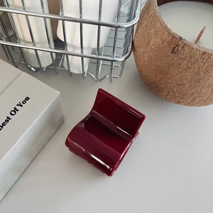 Elegant wine red square hair claw clip with glossy finish for women hair styling