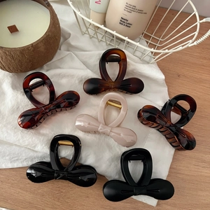 Pinces à cheveux élégantes de 8cm en forme de nœud en couleurs variées sur tissu
