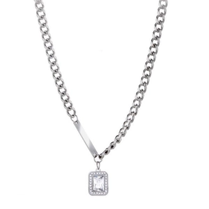 Collier chaîne cubaine argentée avec pendentif zircon taille émeraude et pavage