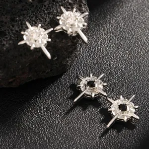 Unisexe Cuivre Étoile à Huit Branches Clips d'Oreille Magnétiques Sans Perçage Strass Incrusté Géométrique Hip Hop Bijoux