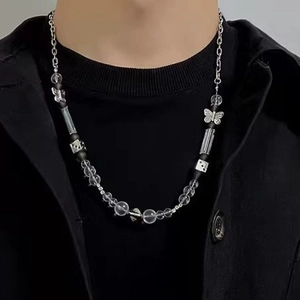 Collier Pendentif Papillon et Dés en Acier au Titane Unisexe Bijoux Streetwear Y2K avec Perles en Cristal Artificiel