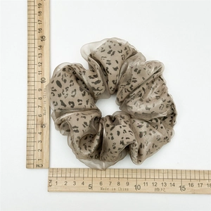 Chouchou géant en tulle imprimé léopard gris-brun, environ 12,5 cm de diamètre total