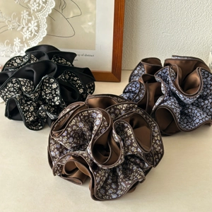 Vintage Large Floral Scrunchie For Women Retro Fabric Hair Tie Elegant Elastic Ponytail Holder Stylish Hair Accessories