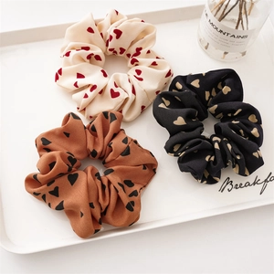 Koreanischer Stil Herz-Druck Scrunchies Hohe Elastizität Stoff Haargummis Süß Elegant Pferdeschwanz Halter Damen Haarschmuck
