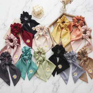 Chouchous En Satin À Ruban Avec Broderie Marguerite Pour Femmes Élégant Grand Nœud Fleur Accessoires Cheveux En Satin