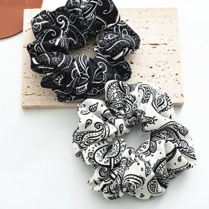 Vintage Paisley Print Fabric Hair Scrunchies For Women Retro Large Intestine Style High Elastic Hair Bands Ponytail Holder Headwear Accessory
