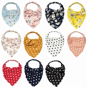 Ensembles bandeau et bavoir pour bébé aux motifs floraux et à pois en onze couleurs