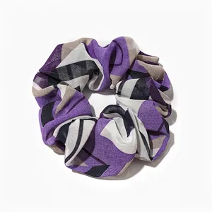 Chouchou élégant à motif géométrique violet avec un design de blocs de couleurs chic