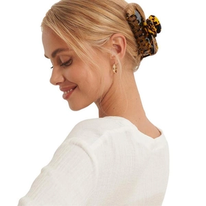 10cm leopard print acetate hair claw clip for elegant back styling on white background