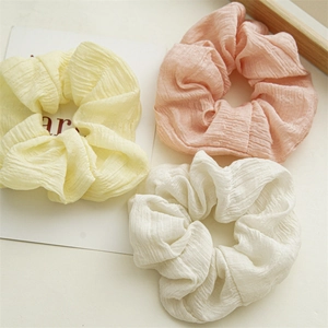 Drei-teiliges Set plissierte Chiffon-Haargummis in Pastellgelb Rosa und Creme