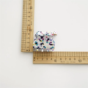 Pince à cheveux papillon en acétate à fleurs pour femmes, 4,5 cm par 3,5 cm