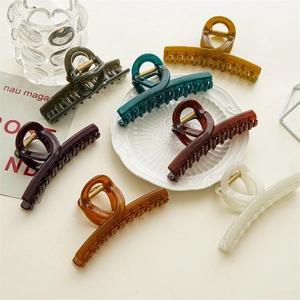 Summer New Jelly Color Cross Hair Claw Clip For Women Elegant Large Semi-Transparent Shark Clip Matte Ponytail Updo Accessory