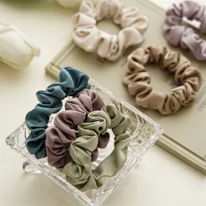 Chouchous en Satin d'Acétate Style Français Avec Pince à Cheveux pour Femmes Vintage Couleur Unie Plissé Élastique Accessoires de Cheveux