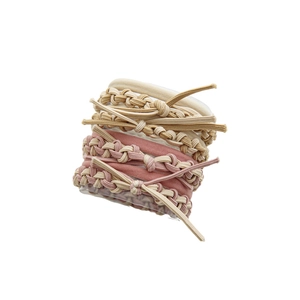 Set langlebiger geflochtener Haargummis in Beige und Rosa auf einem Verkaufsständer