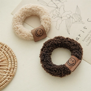 Chouchous en Peluche d'Hiver Femmes Style Coréen Ins Étiquette Visage Souriant Élastique en Laine d'Agneau Accessoires Cheveux
