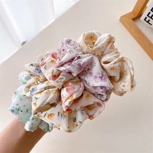 Lot de chouchous en tissu à fleurs aux couleurs pastel pour coiffures douces