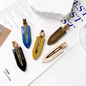 Barrettes à Cheveux Minimalistes Françaises en Acrylique pour Femmes avec Lettres Dorées Imprimées Accessoires Coiffure Maquillage sans Trace