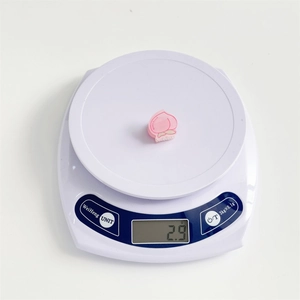 Pince à cheveux légère pêche rose pour filles, pesant seulement 2,9g sur une balance