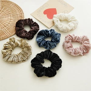 Chouchou en Velours Plissé Couleur Unie Élastique Élevé Chouchou pour Femmes Quotidien Simple Mode Accessoires de Cheveux Rétro