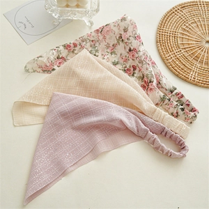 Floral and plaid elastic bandana headband set with glitter accents for women