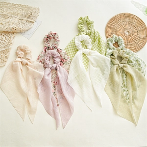 5-piece floral and plaid scrunchie set with long ribbon streamers for hair styling