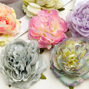 Dolce Fermaglio per Capelli con Fiore di Peonia per Donna Fatto a Mano in Tessuto Floreale a Becco d'Anatra Accessori per Capelli