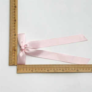 Barrette à cheveux avec nœud en satin rose, longs rubans et pince à ressort pour femmes