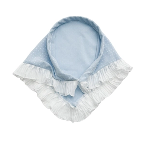 Bandeau bébé à pois avec bordure en dentelle plissée blanche et motif bleu