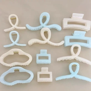 Matte Geometric Hair Claw Clips For Women Elegant Non-Slip Shark Clips Large Plastic Hair Clips Beige Blue Hair Accessories