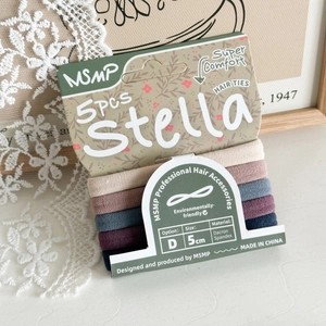 Detail of 5 high-elasticity seamless hair ties in beige, pink, blue, wine, and navy blue