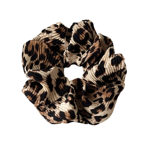 Fashionable leopard print pleated hair scrunchie with high elasticity for women